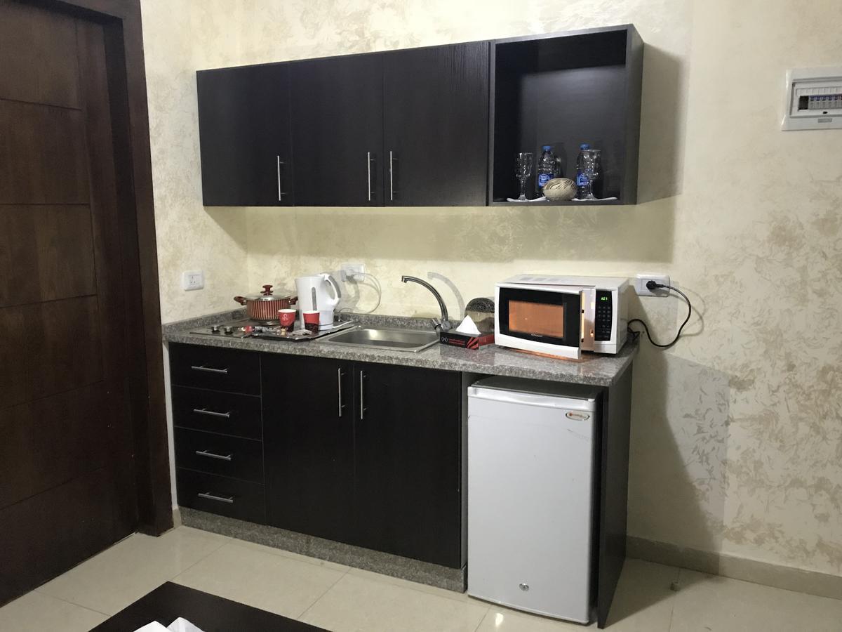 Al Haneen Hotel Apartments Safut Exterior photo